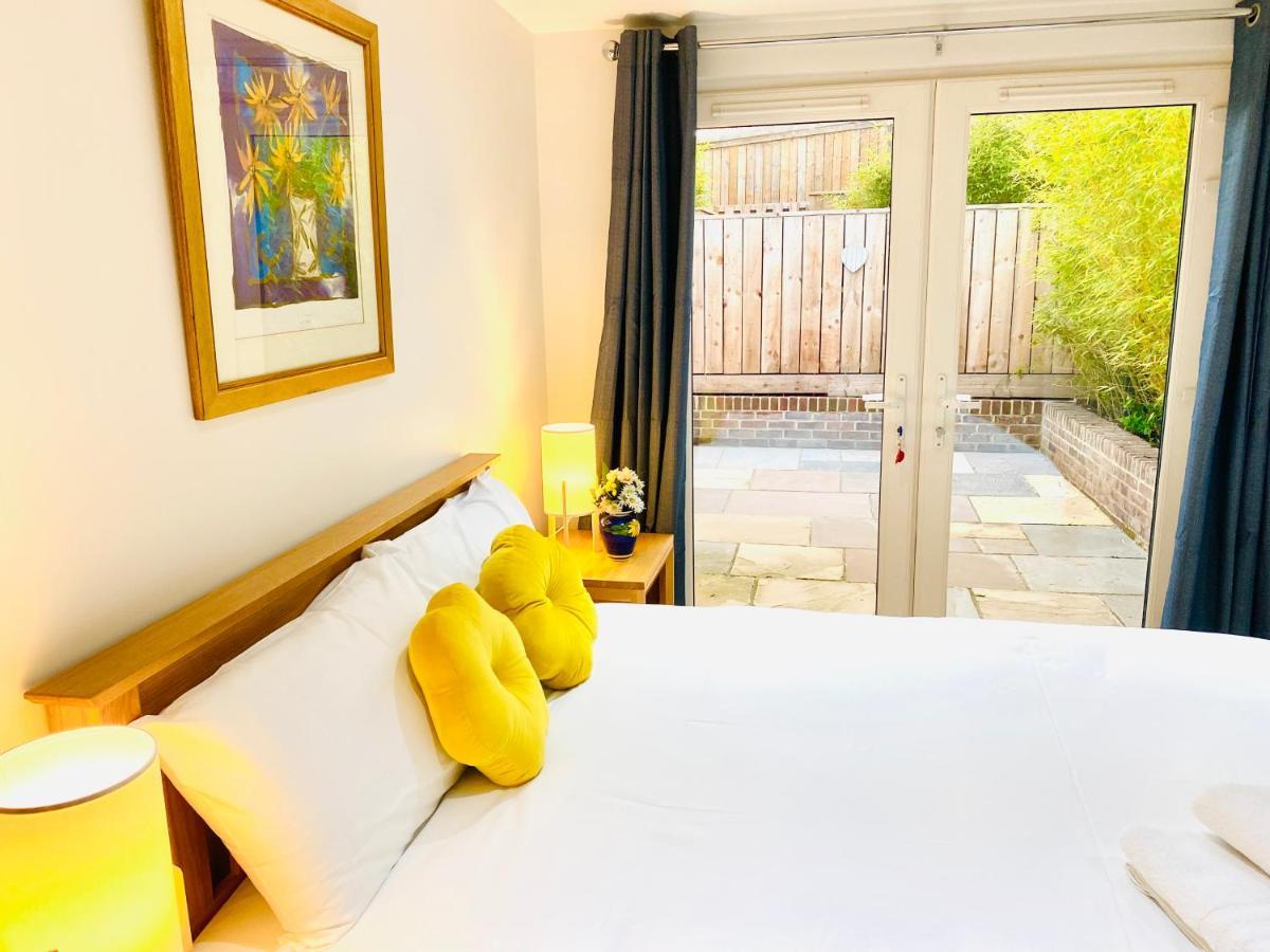 Amber Lodge Hickstead-C Haywards Heath Eksteriør billede